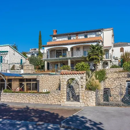 Apartment Ferienwohnung Fur 3 Personen Ca 30 Qm In Crikvenica, Kvarner Bucht Und Umgebung